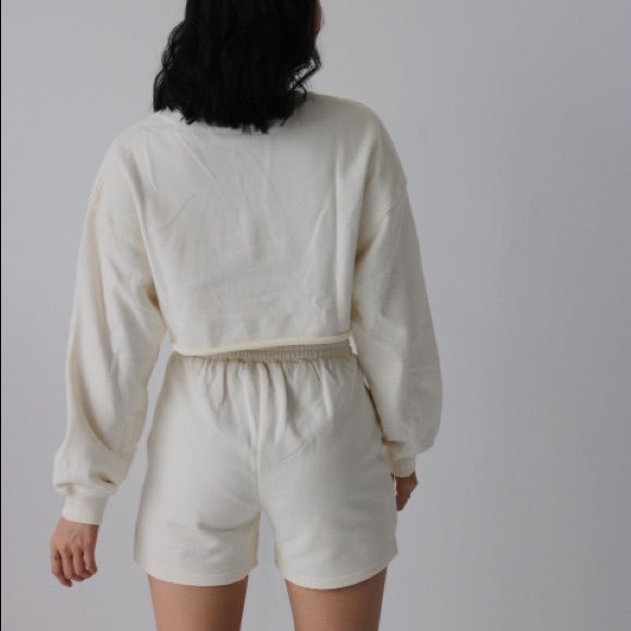 Cream Cropped Crewneck & Shorts Set - Picture 5 of 8